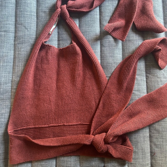 Free People Orchid Convertible Open-Back Sweater. Size S. Great condition. - Picture 5 of 6